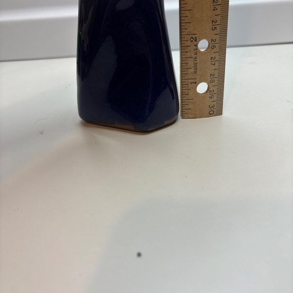 CANADIAN POTTERY CPNP STUDIO ART POTTERY BLUE VASE C.P.N.P. 3" TALL - Picture 8 of 8